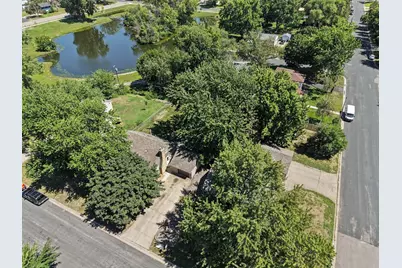 8439 Colfax Avenue S, Bloomington, MN 55420 - Photo 30