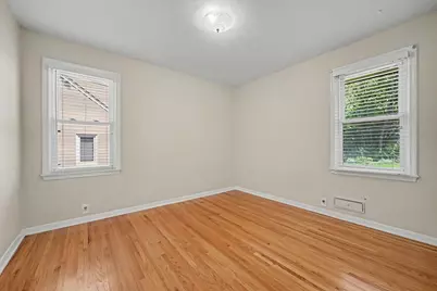 8439 Colfax Avenue S, Bloomington, MN 55420 - Photo 14