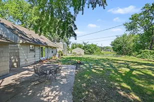 8439 Colfax Ave S, Bloomington, MN 55420 - Photo 28
