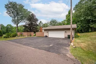 1295 Gault Rd, Wrenshall, MN 55797 - Photo 4
