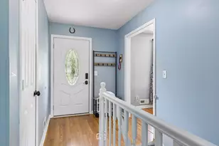 9312 W 23rd St, Saint Louis Park, MN 55426 - Photo 4