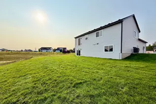 37537 Greenway Ave, North Branch, MN 55056 - Photo 26