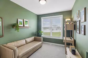 5019 Airlake Dr, Woodbury, MN 55129 - Photo 16