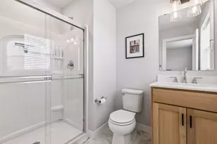5019 Airlake Dr, Woodbury, MN 55129 - Photo 30