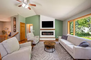 105 Hidden Oaks Cir, Mankato, MN 56001 - Photo 16