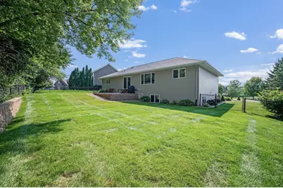 105 Hidden Oaks Circle, Mankato, MN 56001 - Photo 6