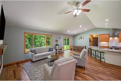 105 Hidden Oaks Circle, Mankato, MN 56001 - Photo 14