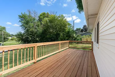 103 11th Avenue SW, Austin, MN 55912 - Photo 2