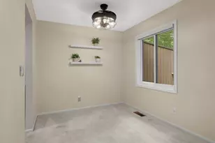 219 W Eagle Lake Dr, Maple Grove, MN 55369 - Photo 8