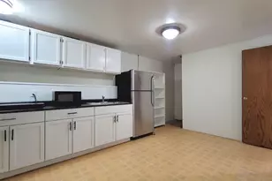 9242 Queen Ave S, Bloomington, MN 55431 - Photo 20
