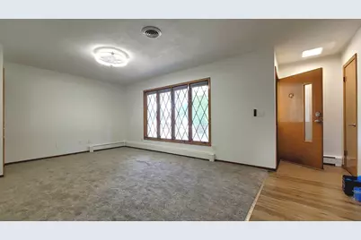 9242 Queen Avenue S, Bloomington, MN 55431 - Photo 10
