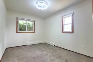 9242 Queen Ave S, Bloomington, MN 55431 - Photo 16