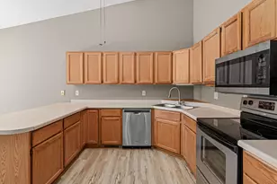 7432 Vinewood Ln N, Maple Grove, MN 55311 - Photo 6