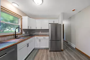 1209 7th St SE, Waseca, MN 56093 - Photo 16