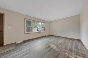 1209 7th St SE, Waseca, MN 56093 - Photo 12