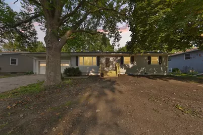 1209 7th Street SE, Waseca, MN 56093 - Photo 1