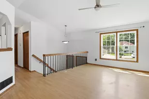 17604 Lorence Way, Eden Prairie, MN 55346 - Photo 4