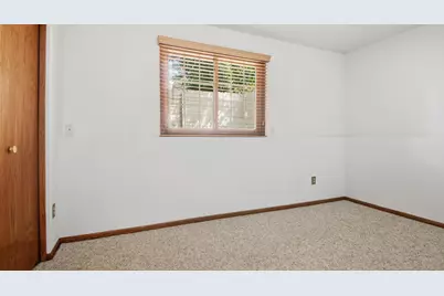 17604 Lorence Way, Eden Prairie, MN 55346 - Photo 18