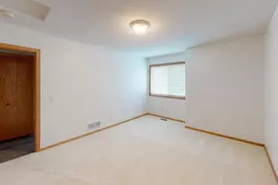 3431 Douglas Dr N, Crystal, MN 55422 - Photo 6