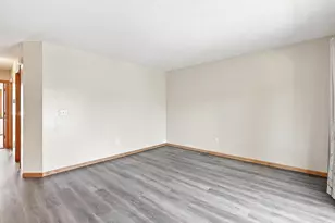 3431 Douglas Dr N, Crystal, MN 55422 - Photo 6