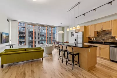 215 10th Avenue S #633, Minneapolis, MN 55415 - Photo 1