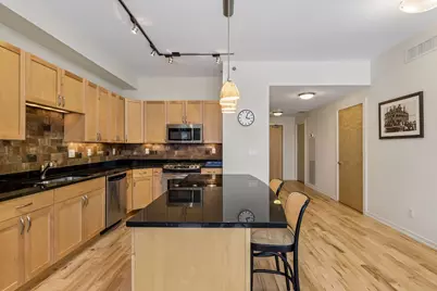 215 10th Avenue S #633, Minneapolis, MN 55415 - Photo 10