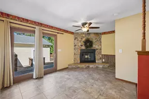 220 S Mccornell Ave, Parkers Prairie, MN 56361 - Photo 14