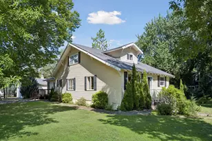220 S Mccornell Ave, Parkers Prairie, MN 56361 - Photo 2