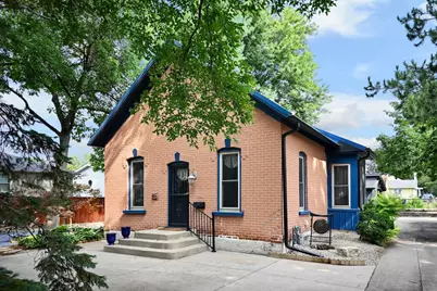 1002 Gilmore Avenue, Winona, MN 55987 - Photo 1