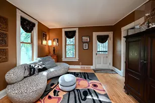 1002 Gilmore Ave, Winona, MN 55987 - Photo 2