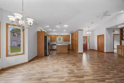 608 Parkview Circle, Delano, MN 55328 - Photo 4
