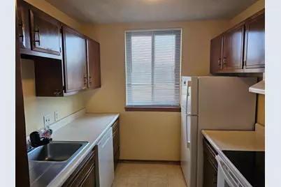 2011 Viking Drive NW #15, Rochester, MN 55901 - Photo 6