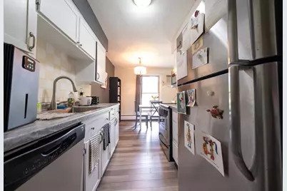 917 11th Avenue S #2, Hopkins, MN 55343 - Photo 2
