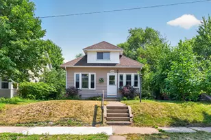 3726 Dupont Ave N, Minneapolis, MN 55412 - Photo 2