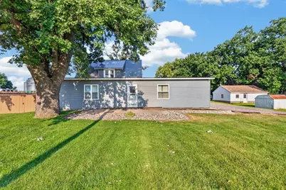 304 5th Avenue N, Brownton, MN 55312 - Photo 1