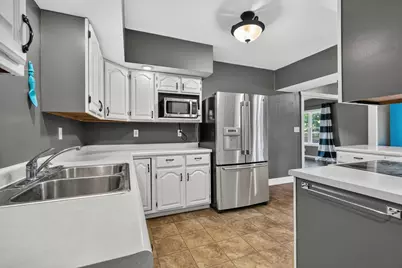 304 5th Avenue N, Brownton, MN 55312 - Photo 4