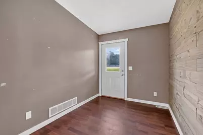 304 5th Avenue N, Brownton, MN 55312 - Photo 12