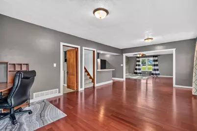 304 5th Avenue N, Brownton, MN 55312 - Photo 8