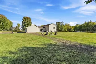 15977 345th St, Center City, MN 55012 - Photo 40