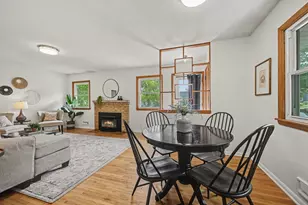 2733 Parkview Blvd, Robbinsdale, MN 55422 - Photo 4