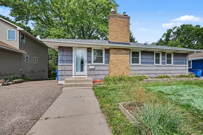 2733 Parkview Boulevard, Robbinsdale, MN 55422 - Photo 2