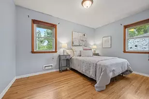 2733 Parkview Blvd, Robbinsdale, MN 55422 - Photo 10
