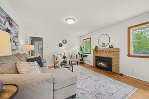 2733 Parkview Blvd, Robbinsdale, MN 55422 - Photo 4