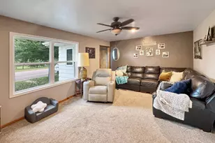 2749 Juniper Ave, Slayton, MN 56172 - Photo 6