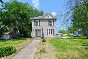 540 E Vine St, Owatonna, MN 55060 - Photo 2