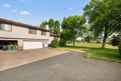 8717 N Maplebrook Circle, Brooklyn Park, MN 55445 - Photo 2