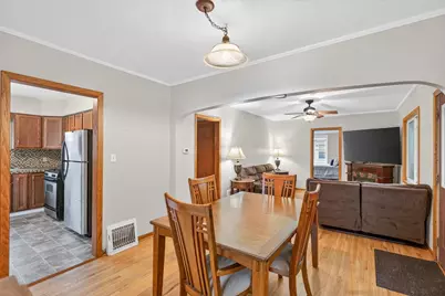 413 3rd Avenue E, Shakopee, MN 55379 - Photo 8