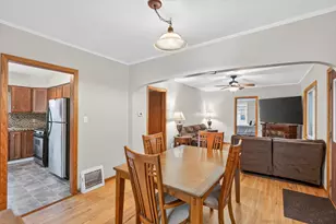 413 3rd Ave E, Shakopee, MN 55379 - Photo 8