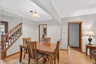 413 3rd Ave E, Shakopee, MN 55379 - Photo 6