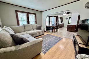719 N Broadway, Fergus Falls, MN 56537 - Photo 8